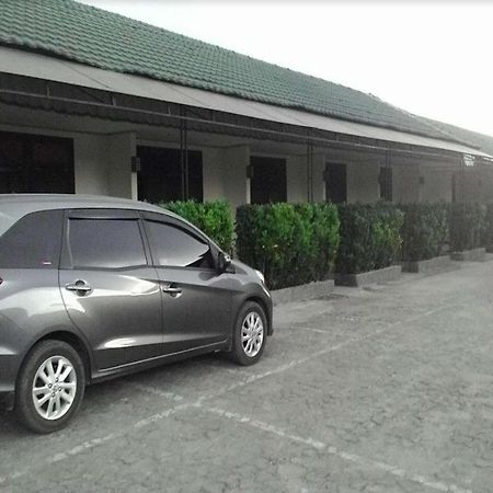 Serayu Hotel Timika Exterior photo